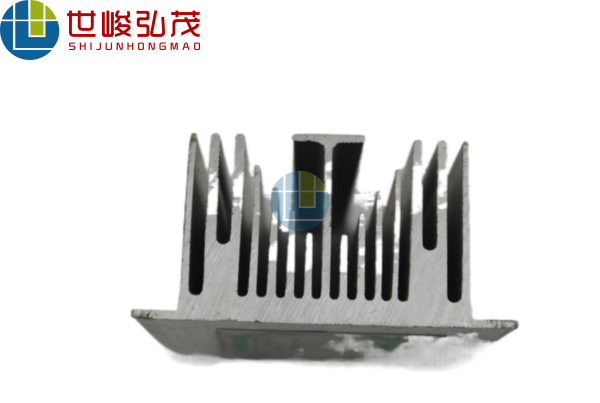 電腦CPU鋁型材散熱器